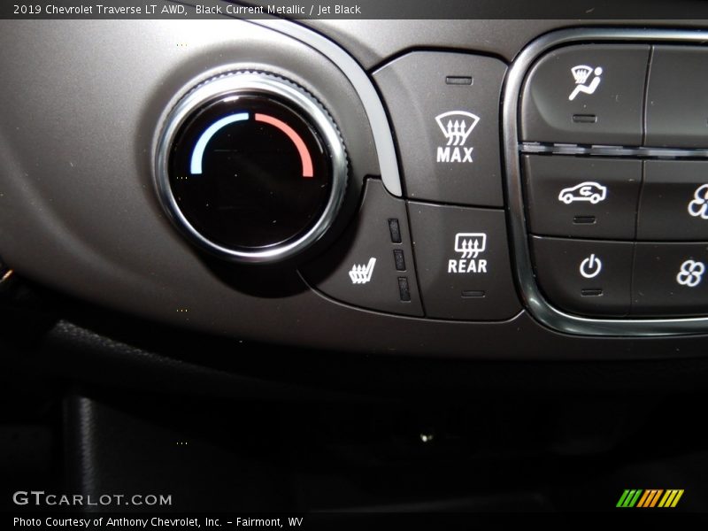 Black Current Metallic / Jet Black 2019 Chevrolet Traverse LT AWD