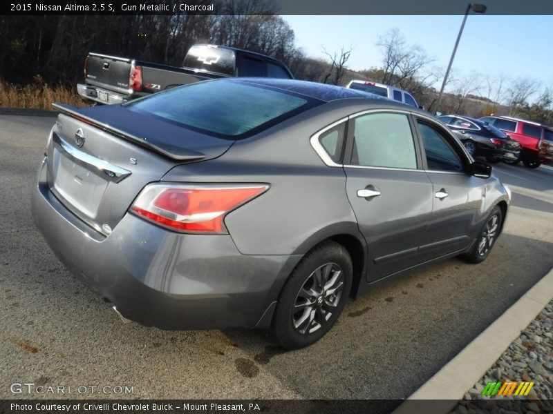 Gun Metallic / Charcoal 2015 Nissan Altima 2.5 S