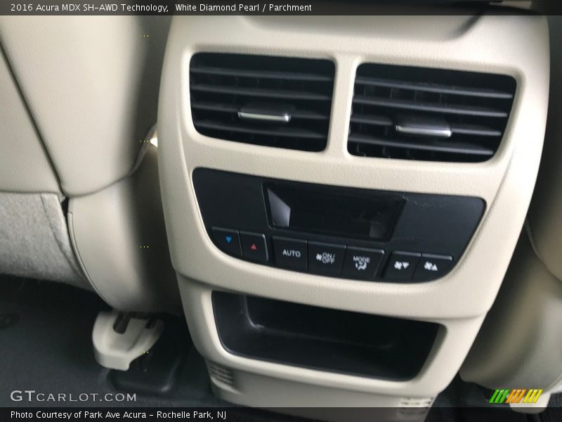White Diamond Pearl / Parchment 2016 Acura MDX SH-AWD Technology