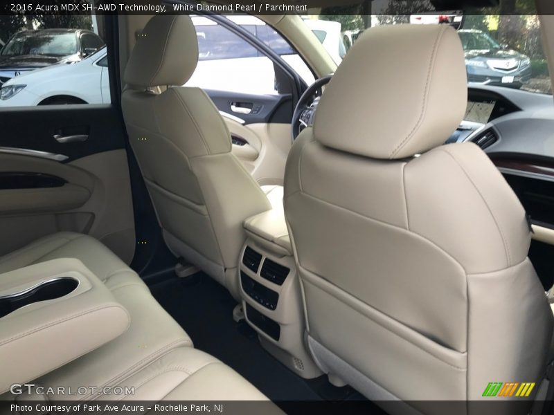 White Diamond Pearl / Parchment 2016 Acura MDX SH-AWD Technology
