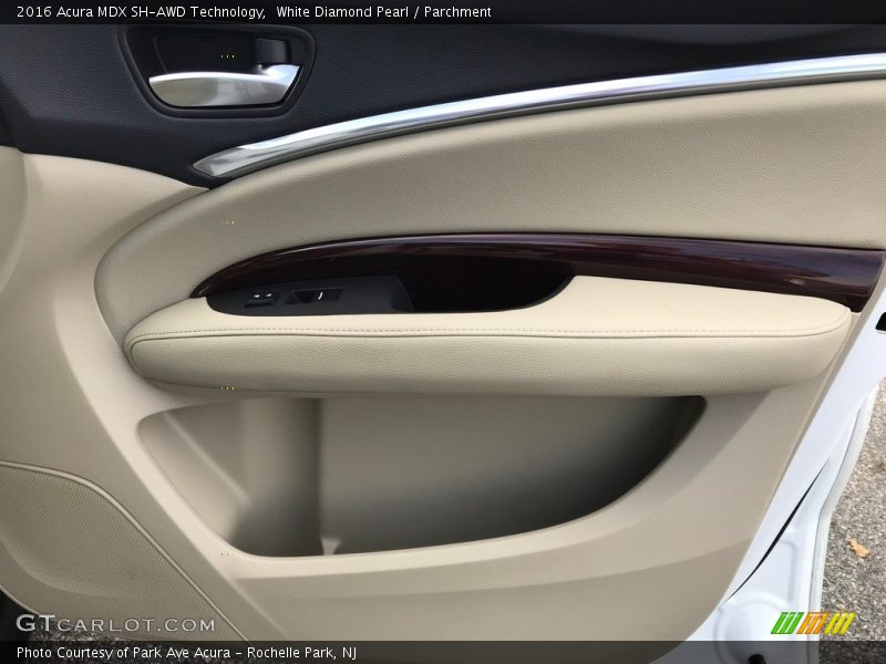White Diamond Pearl / Parchment 2016 Acura MDX SH-AWD Technology