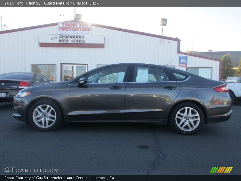 Guard Metallic / Charcoal Black 2016 Ford Fusion SE
