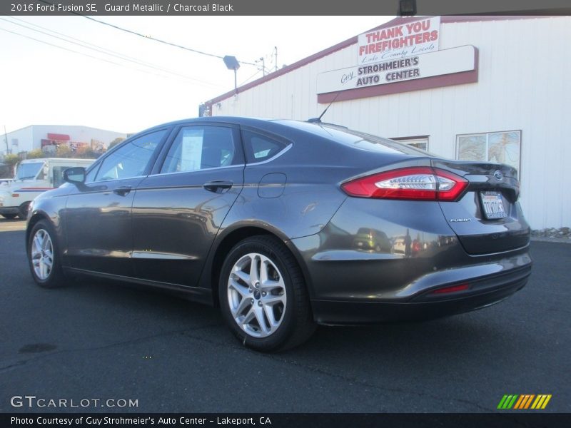 Guard Metallic / Charcoal Black 2016 Ford Fusion SE