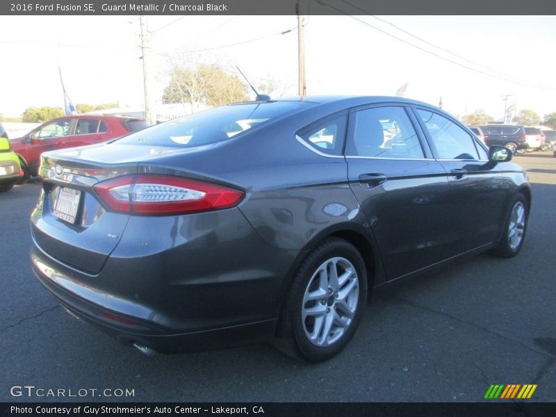 Guard Metallic / Charcoal Black 2016 Ford Fusion SE