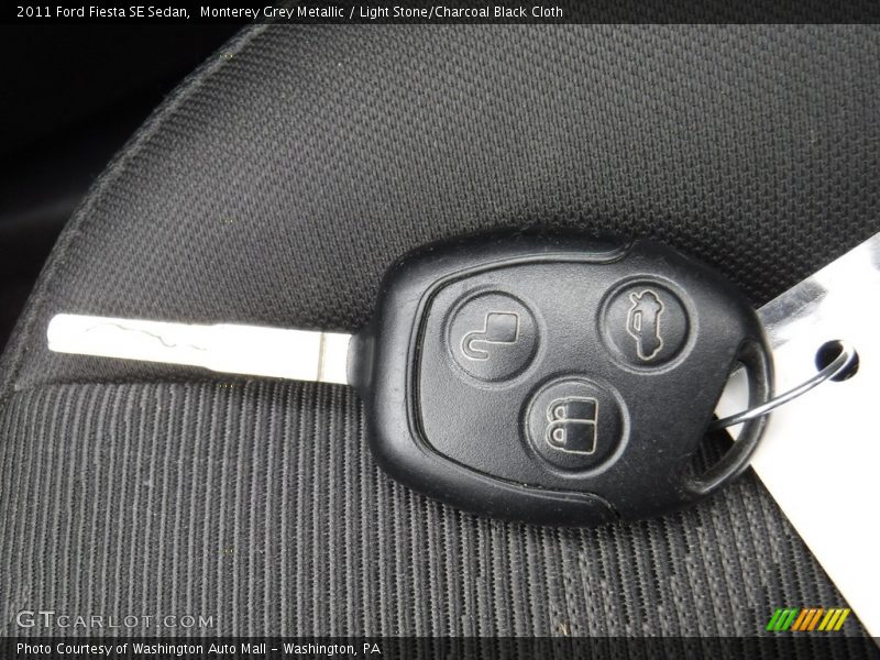 Monterey Grey Metallic / Light Stone/Charcoal Black Cloth 2011 Ford Fiesta SE Sedan