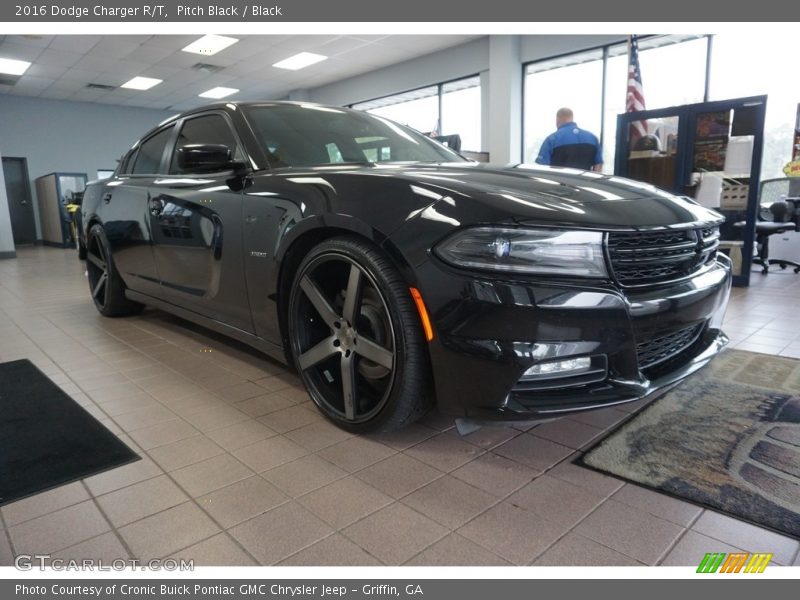 Pitch Black / Black 2016 Dodge Charger R/T