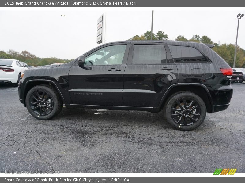 Diamond Black Crystal Pearl / Black 2019 Jeep Grand Cherokee Altitude