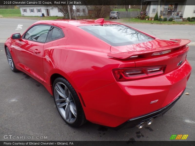 Red Hot / Jet Black 2018 Chevrolet Camaro SS Coupe