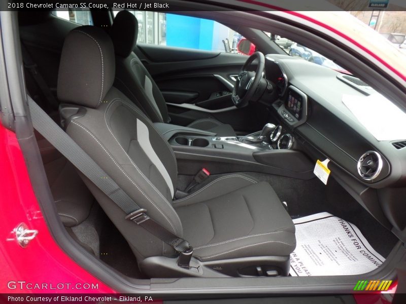 Front Seat of 2018 Camaro SS Coupe