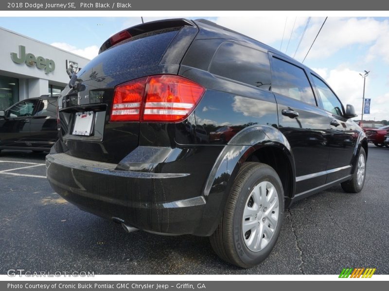 Pitch Black / Black 2018 Dodge Journey SE