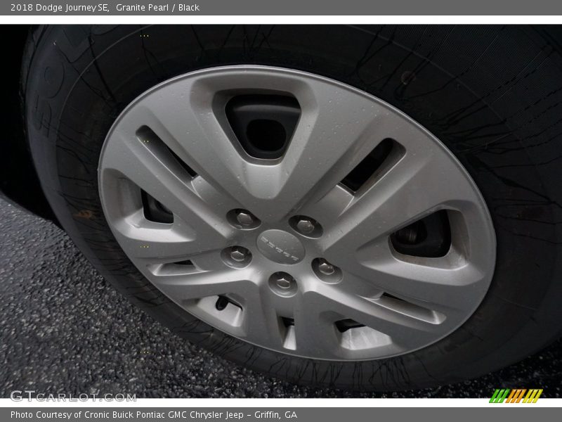 Granite Pearl / Black 2018 Dodge Journey SE