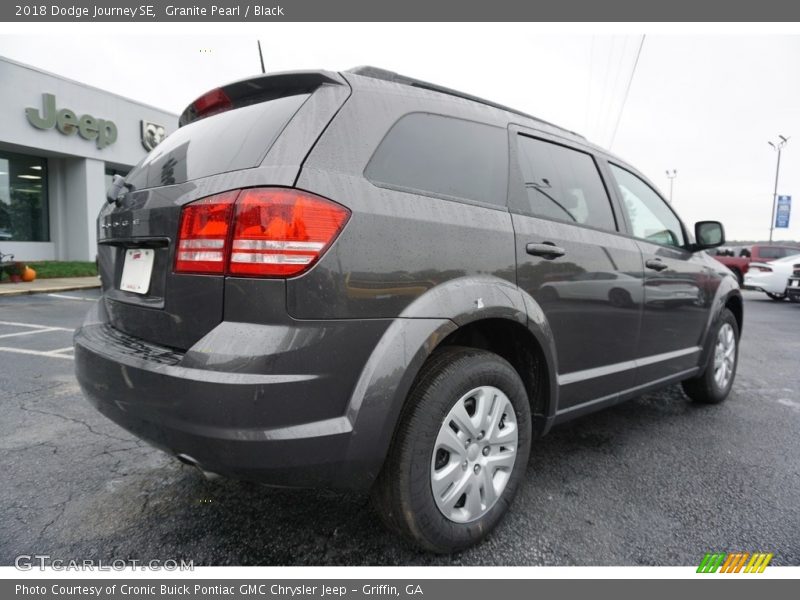 Granite Pearl / Black 2018 Dodge Journey SE