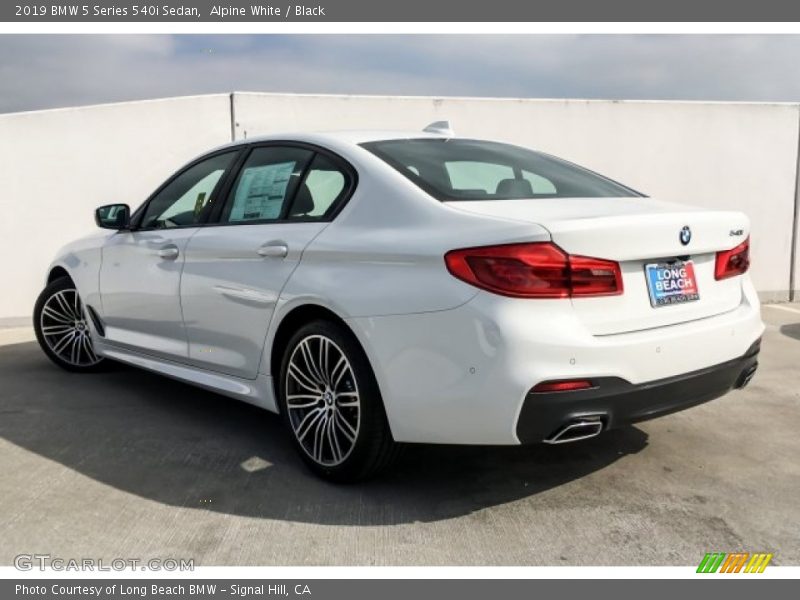 Alpine White / Black 2019 BMW 5 Series 540i Sedan