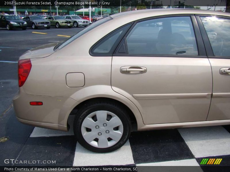 Champagne Beige Metallic / Grey 2007 Suzuki Forenza Sedan