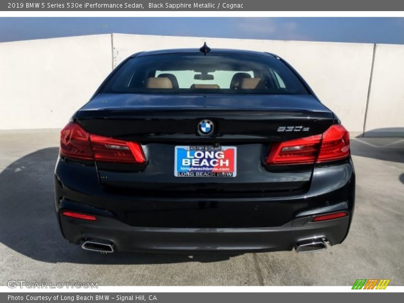 Black Sapphire Metallic / Cognac 2019 BMW 5 Series 530e iPerformance Sedan