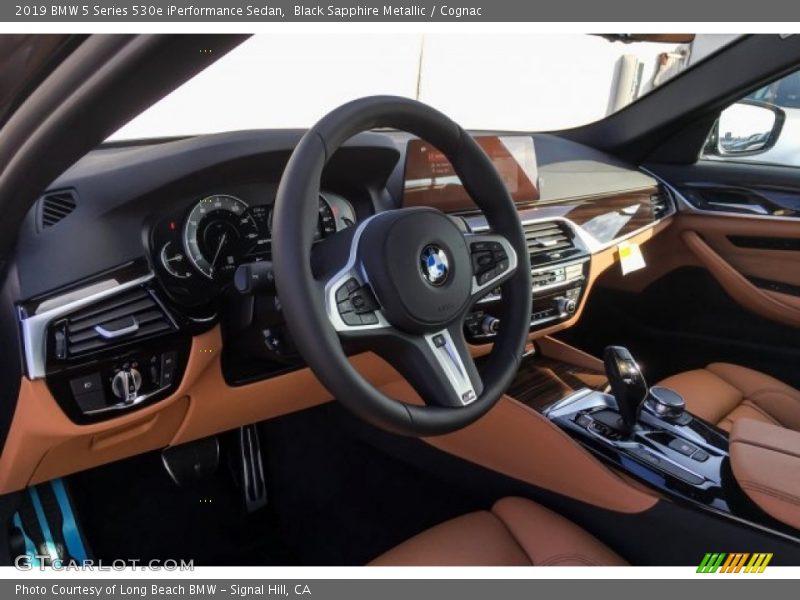 Black Sapphire Metallic / Cognac 2019 BMW 5 Series 530e iPerformance Sedan