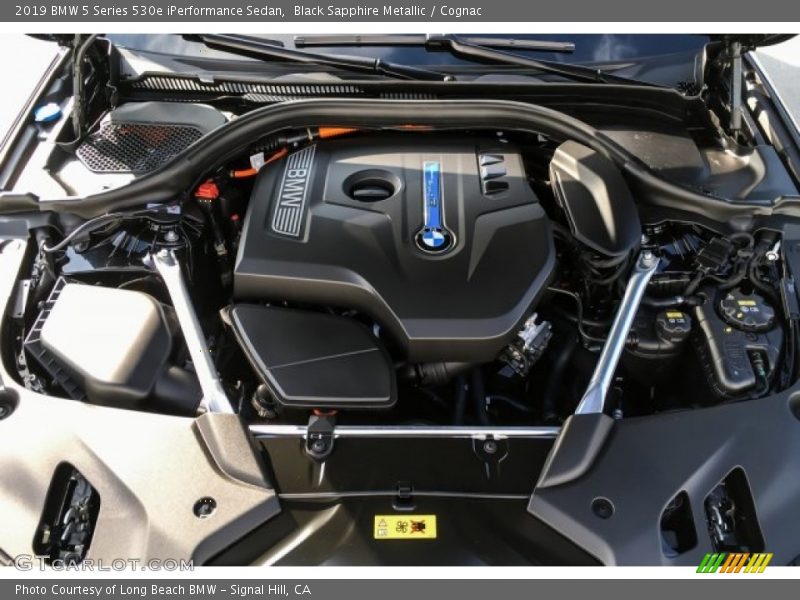 Black Sapphire Metallic / Cognac 2019 BMW 5 Series 530e iPerformance Sedan