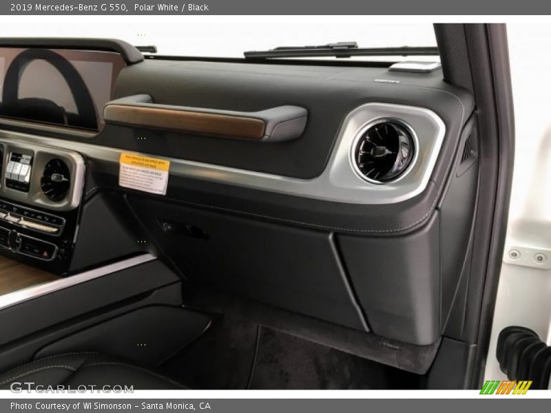 Polar White / Black 2019 Mercedes-Benz G 550