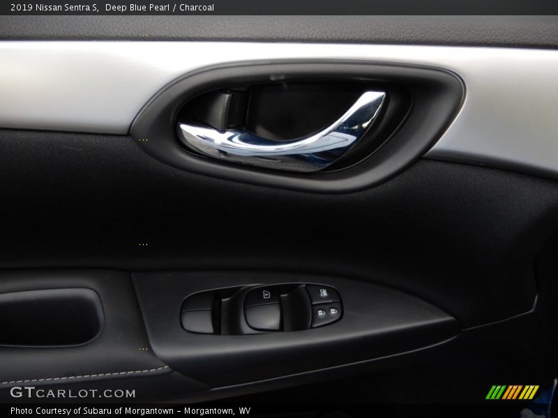 Deep Blue Pearl / Charcoal 2019 Nissan Sentra S
