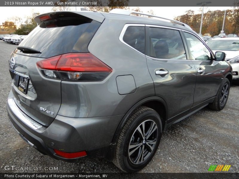 Gun Metallic / Charcoal 2019 Nissan Rogue SV AWD