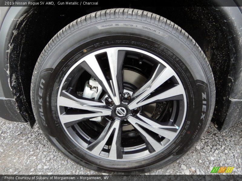 Gun Metallic / Charcoal 2019 Nissan Rogue SV AWD