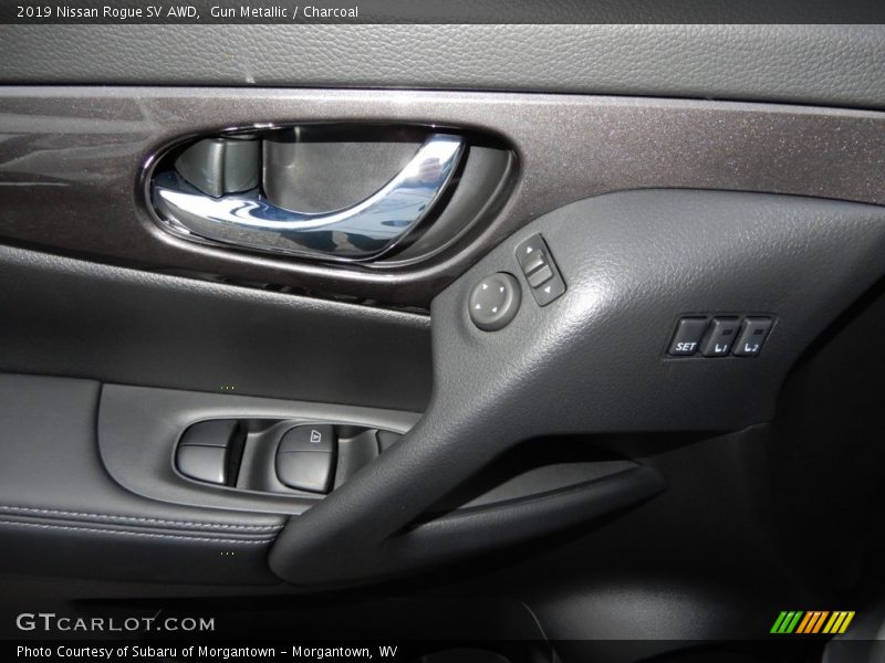 Gun Metallic / Charcoal 2019 Nissan Rogue SV AWD