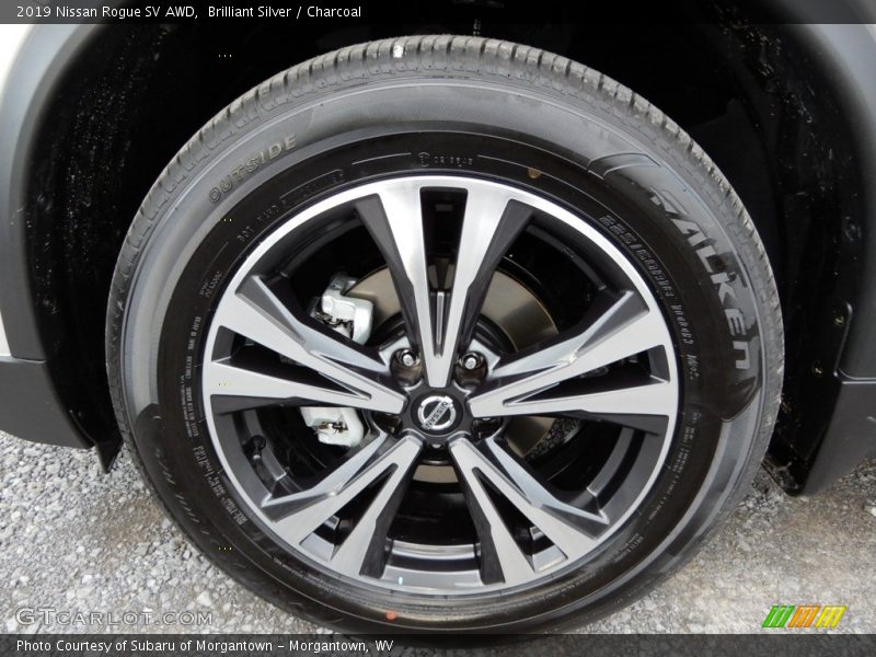  2019 Rogue SV AWD Wheel