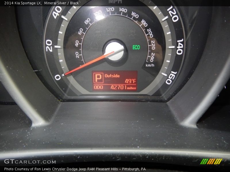 Mineral Silver / Black 2014 Kia Sportage LX