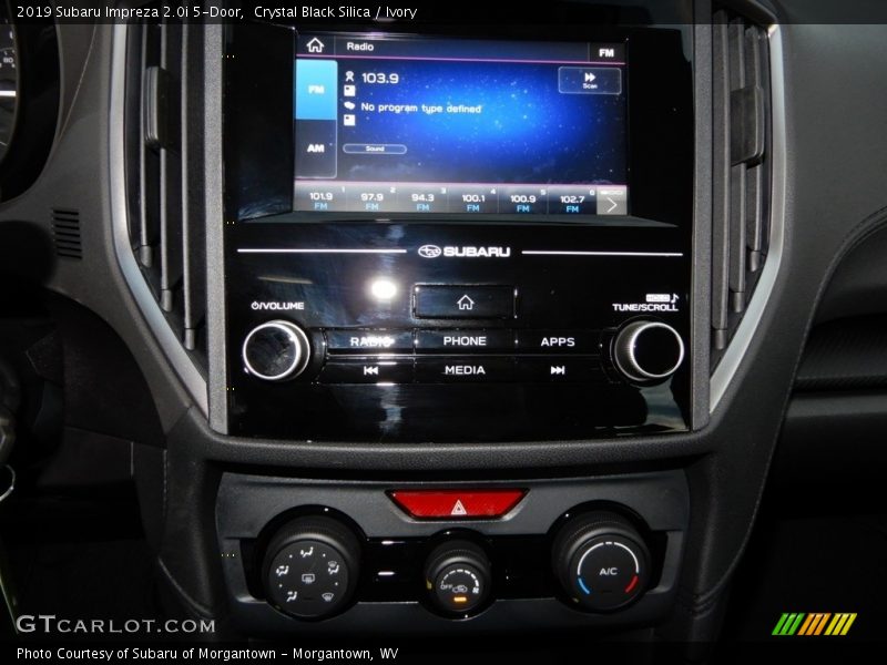 Crystal Black Silica / Ivory 2019 Subaru Impreza 2.0i 5-Door