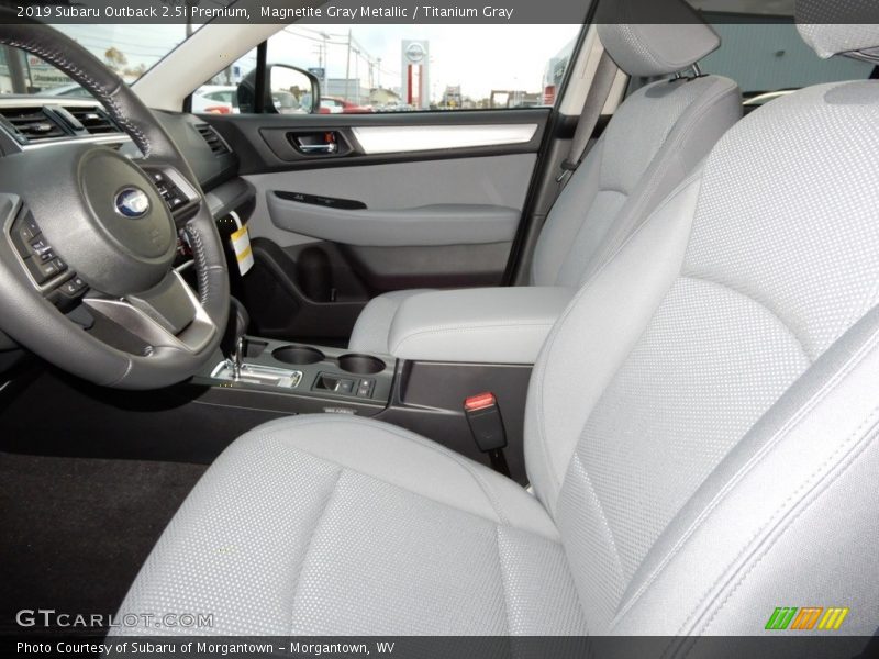 Magnetite Gray Metallic / Titanium Gray 2019 Subaru Outback 2.5i Premium