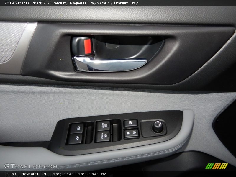 Magnetite Gray Metallic / Titanium Gray 2019 Subaru Outback 2.5i Premium