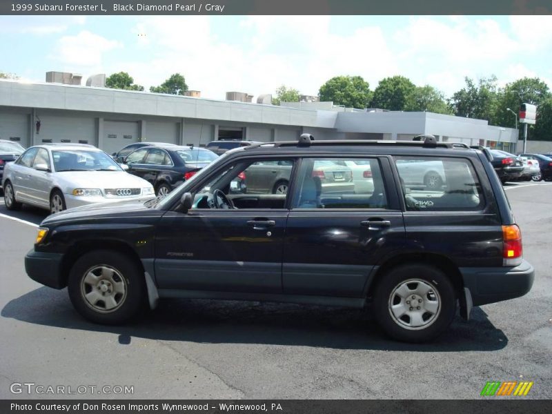 Black Diamond Pearl / Gray 1999 Subaru Forester L
