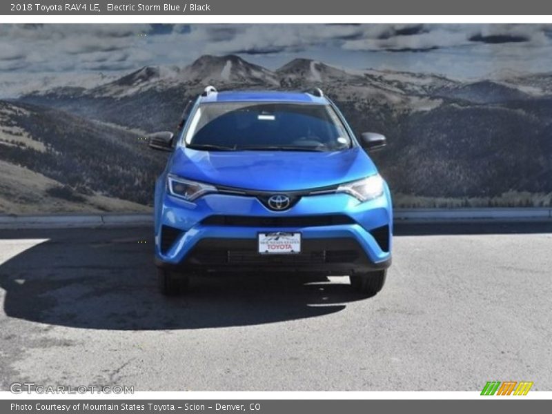 Electric Storm Blue / Black 2018 Toyota RAV4 LE