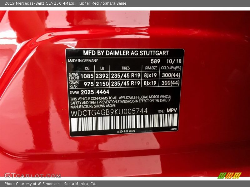 2019 GLA 250 4Matic Jupiter Red Color Code 589
