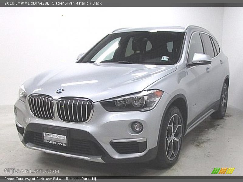 Glacier Silver Metallic / Black 2018 BMW X1 xDrive28i