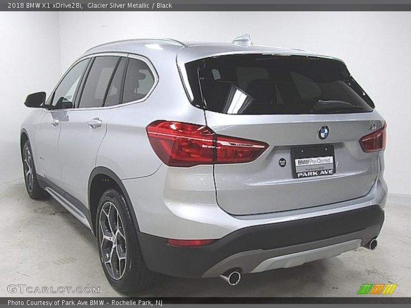 Glacier Silver Metallic / Black 2018 BMW X1 xDrive28i