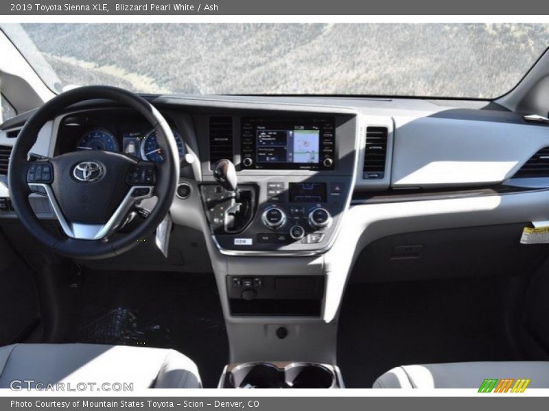 Blizzard Pearl White / Ash 2019 Toyota Sienna XLE