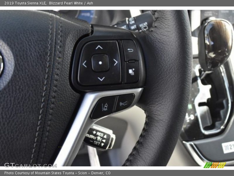 Blizzard Pearl White / Ash 2019 Toyota Sienna XLE