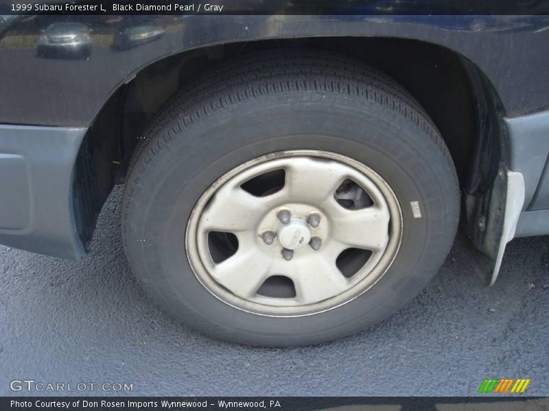 Black Diamond Pearl / Gray 1999 Subaru Forester L