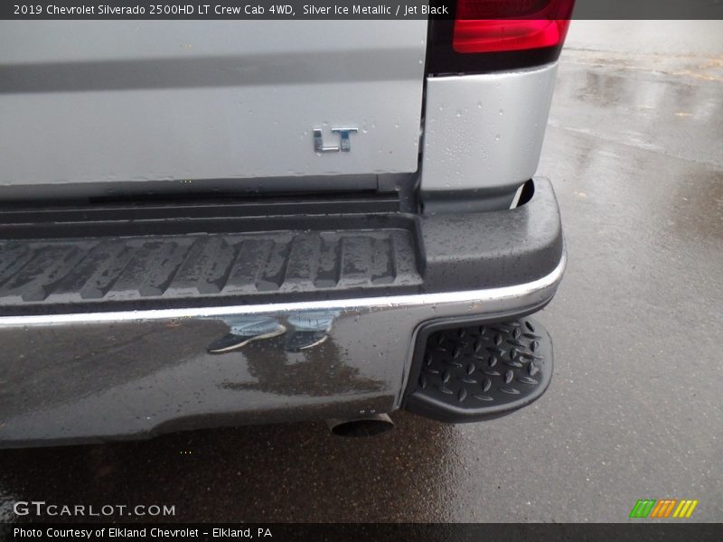 Silver Ice Metallic / Jet Black 2019 Chevrolet Silverado 2500HD LT Crew Cab 4WD