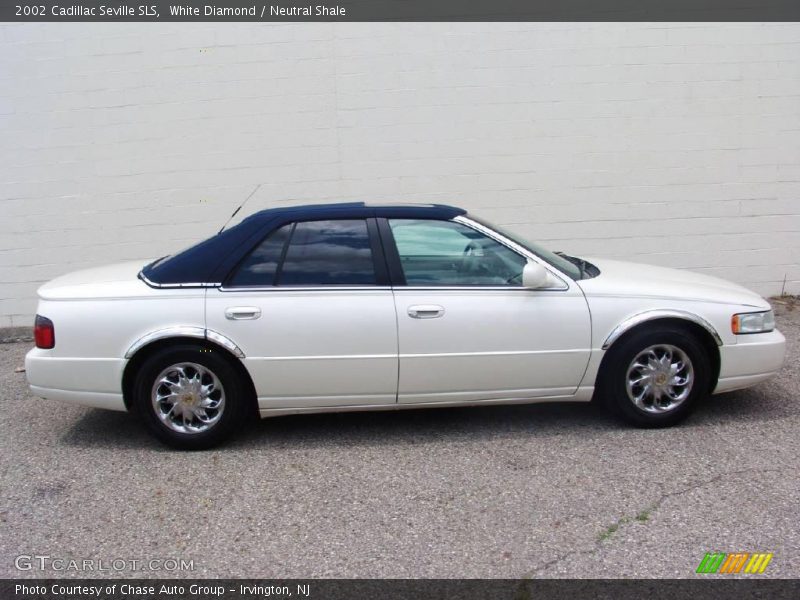 White Diamond / Neutral Shale 2002 Cadillac Seville SLS