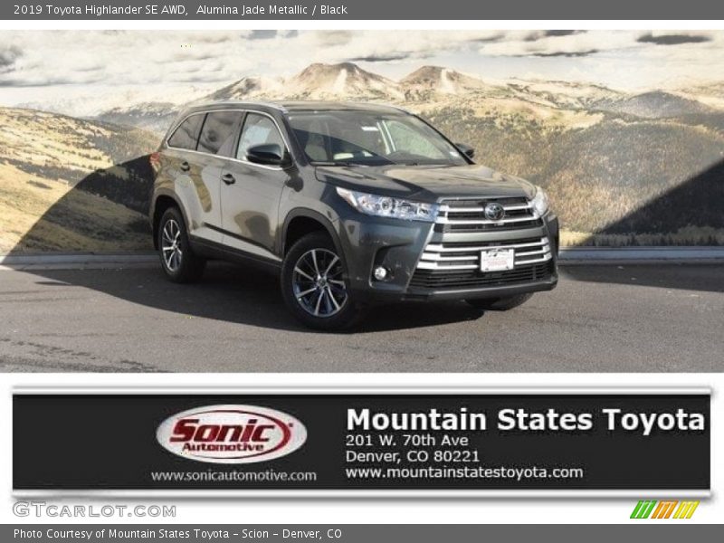 Alumina Jade Metallic / Black 2019 Toyota Highlander SE AWD