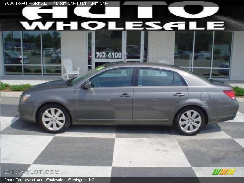 Phantom Gray Pearl / Light Gray 2006 Toyota Avalon XLS