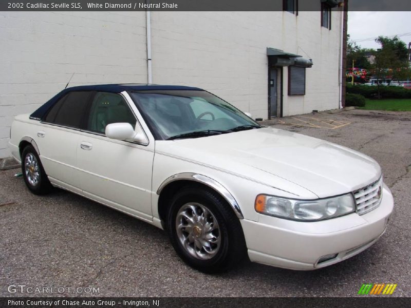 White Diamond / Neutral Shale 2002 Cadillac Seville SLS