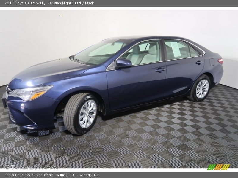 Parisian Night Pearl / Black 2015 Toyota Camry LE