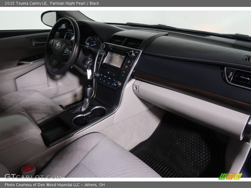 Parisian Night Pearl / Black 2015 Toyota Camry LE