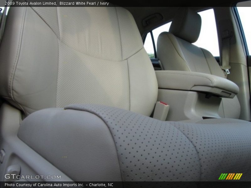 Blizzard White Pearl / Ivory 2009 Toyota Avalon Limited