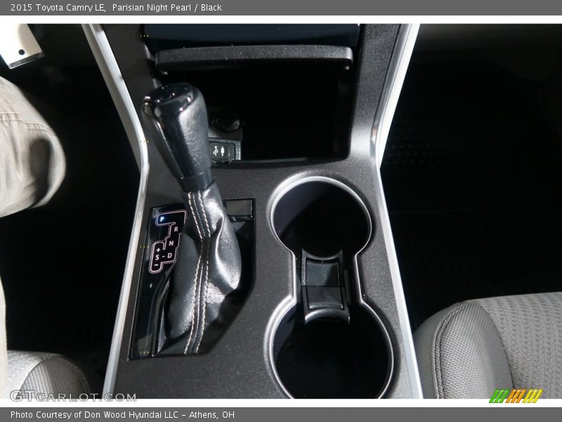 Parisian Night Pearl / Black 2015 Toyota Camry LE