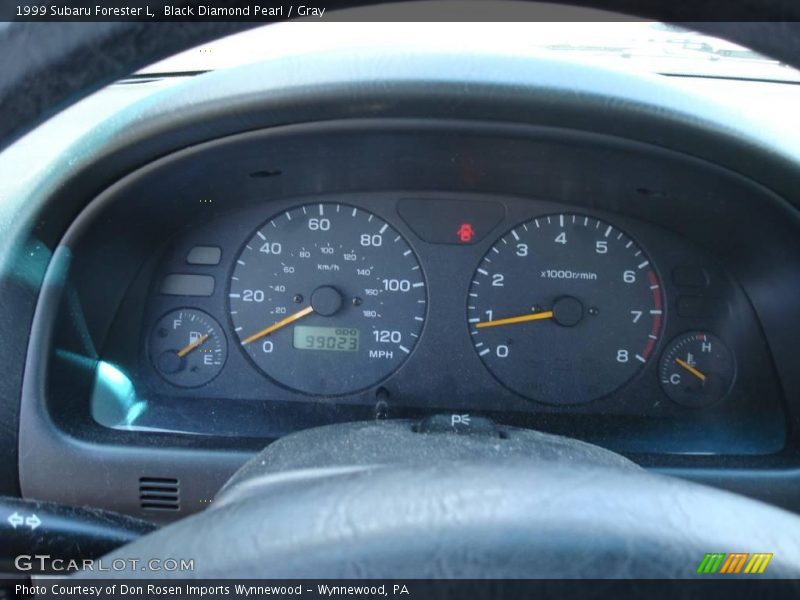Black Diamond Pearl / Gray 1999 Subaru Forester L