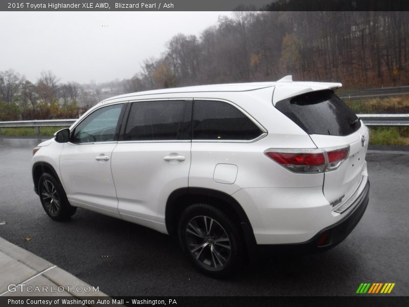 Blizzard Pearl / Ash 2016 Toyota Highlander XLE AWD